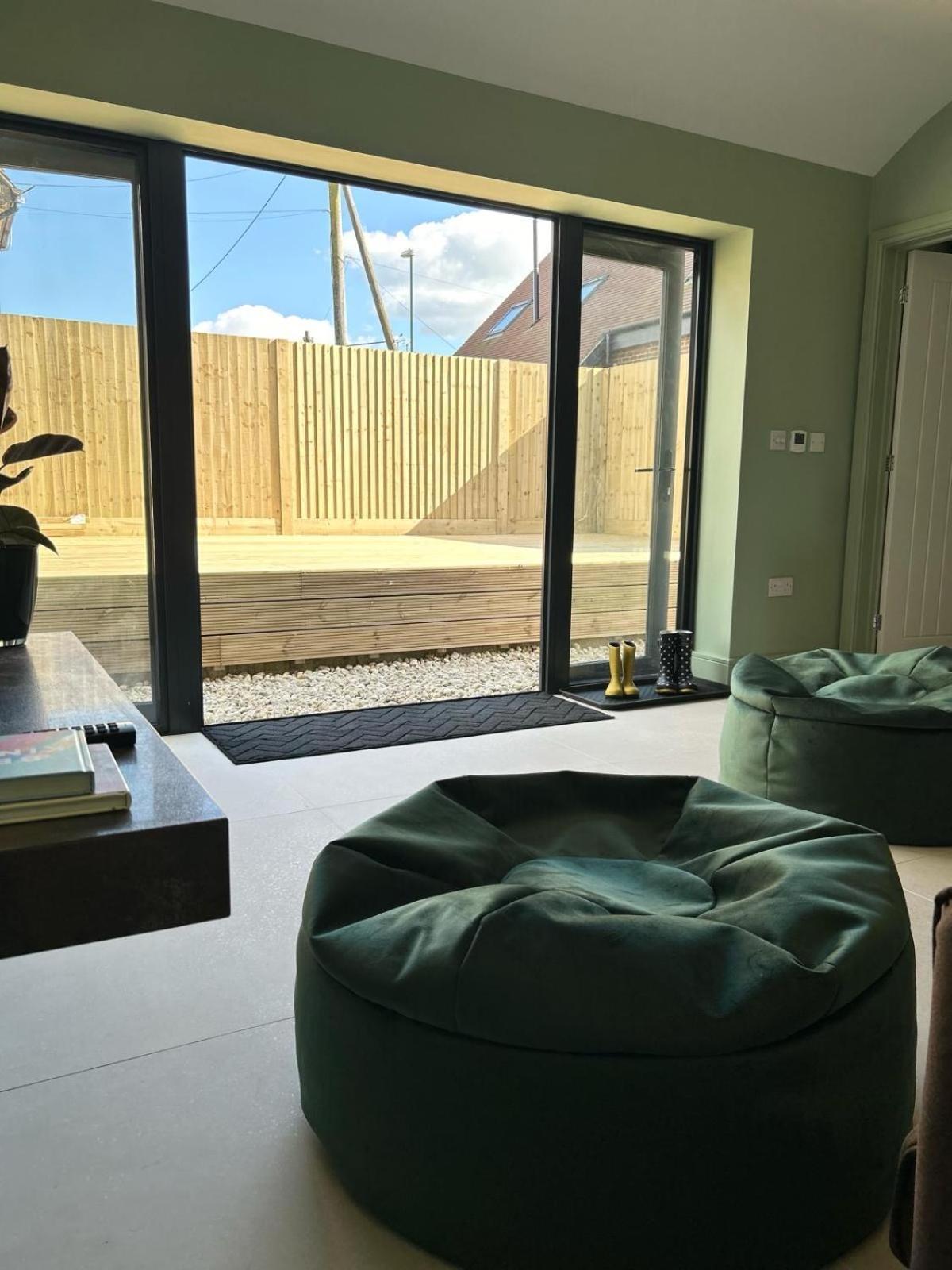 Villa White Oaks Sussex à Twineham Extérieur photo
